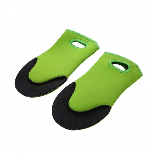 Neoprene Oven Mitt 2